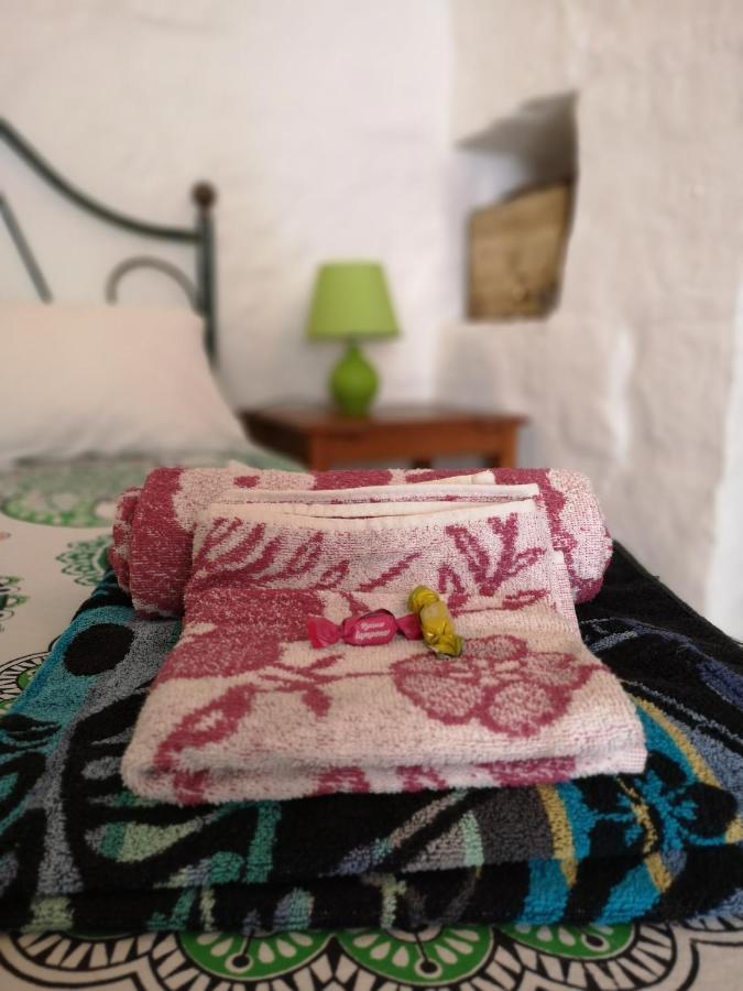 Dimora Verde B Con Trullo Masseria Poesia Cisternino Eksteriør billede